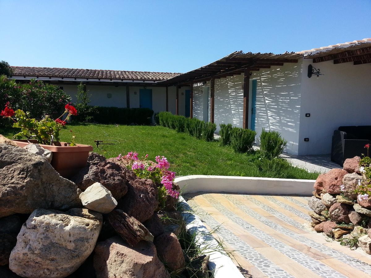 Sa Corti De Sa Perda Piscinas Hotell Eksteriør bilde